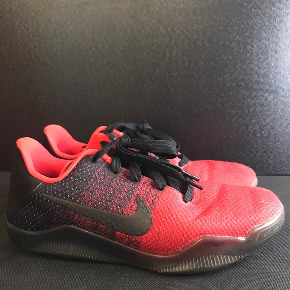 Nike Kobe XI Achilles Heel Youth US 7Y Basketball Shoe Low 822945-670 Black Red - Picture 1 of 7